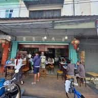 ข้าวหมูแดงโกตา