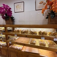 Toraya Bakery Nihonmachi