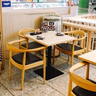 Akimitsu Tendon Akimitsu Tendon Centralworld