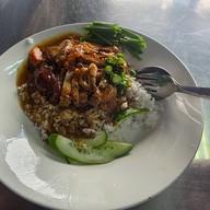 ข้าวหมูแดงโกตา