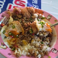 พี่พิกุลตามสั่ง