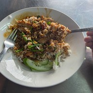 ข้าวหมูแดงโกตา