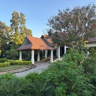 เอกไพลินริเวอร์แคว