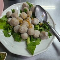 หน้าผา ปลาทอดมัน -