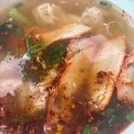 ก๋วยเตี๋ยว อปร.