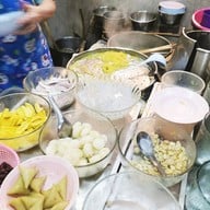 เมนูของร้าน โบ๊กเกี้ย ท่าดินแดง