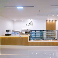 Simple me bakery & coffee
