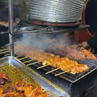 เมนูของร้าน ตาออดไก่ย่าง ถนนคนเดินลพบุรี