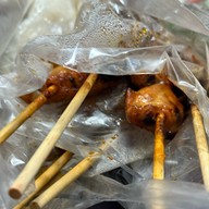 เมนูของร้าน ตาออดไก่ย่าง ถนนคนเดินลพบุรี