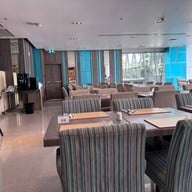 The Square @ Novotel Bangkok Impact Hotel ห้องอาหารเดอะสแควร์ โรงแรมโนโวเทล กรุงเทพ อิมแพ็ค