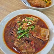 ข้าวซอยเฒ่าแก่เอก วัดพระแก้ว เชียงราย