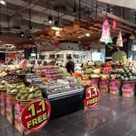 Tops Supermarket Esplanade