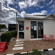 Lat & Loaf Cafe