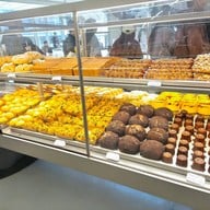 เมนูของร้าน Holiland Travel  SuperbrandMall Shanghai