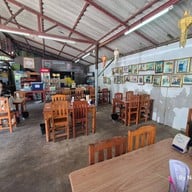 ข้าวซอยเฒ่าแก่เอก วัดพระแก้ว เชียงราย