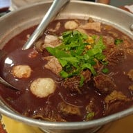 เมนูของร้าน บ้านป้าหนู เนื้อตุ๋น หมูตุ๋น สี่แยกไฟแดงอุทยานหินเขางู