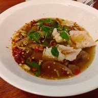 เมนูของร้าน บ้านป้าหนู เนื้อตุ๋น หมูตุ๋น สี่แยกไฟแดงอุทยานหินเขางู