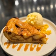 Pino Latte Resort & Cafe