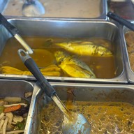 เมนูของร้าน ครัวสุดาข้าวแกงใต้ นครศรีฯ สะพานใหม่