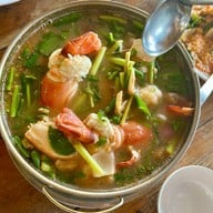 เอกเขนก ฉะเชิงเทรา