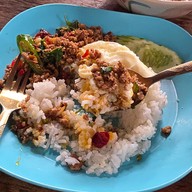 เจ๊ติ๋ม เนื้อต้มบ้านสิงห์