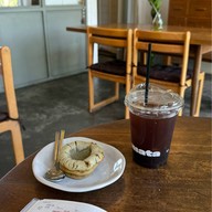 มาตะ คาเฟ่ สตอร์ แอนด์ อาร์ทสเปซ - MATA