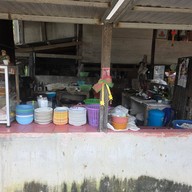 เจ๊อ๋อย ลุงหมึก อาหารตามสั่ง 10 บาท ราชบุรี