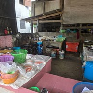 เจ๊อ๋อย ลุงหมึก อาหารตามสั่ง 10 บาท ราชบุรี