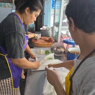 ข้าวหมูแดงอภิชาติ