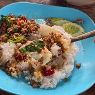 เจ๊ติ๋ม เนื้อต้มบ้านสิงห์