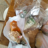 เมนูของร้าน Lanna Eatery (ลานนาอีทเทอร์รี่) ข้าวซอย น้ำเงี้ยว เจียงฮาย ศาลายา ซ.11