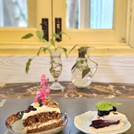 บ้านเชื่อมใจ -