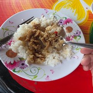 เจ๊อ๋อย ลุงหมึก อาหารตามสั่ง 10 บาท ราชบุรี