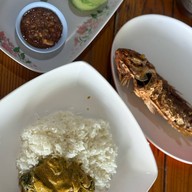 เมนูของร้าน ครัวสุดาข้าวแกงใต้ นครศรีฯ สะพานใหม่