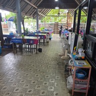 เจ๊ติ๋ม เนื้อต้มบ้านสิงห์