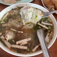 กอล์ฟเฟอร์เฮ้าส์