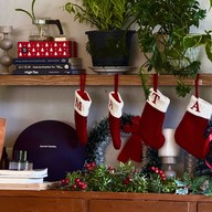 มาตะ คาเฟ่ สตอร์ แอนด์ อาร์ทสเปซ - MATA