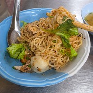 กรหมี่ไก่