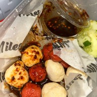 อร่อย อารีย์ Aroi Ari อารีย์