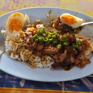 ข้าวหมูแดงอภิชาติ