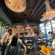 Rongros ถนนมหาราช