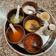 รุ่งโรจน์โภชนา