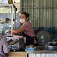 รุ่งโรจน์โภชนา