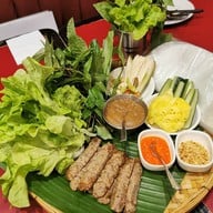 Yuenan เดอะเซอร์เคิล ราชพฤกษ์