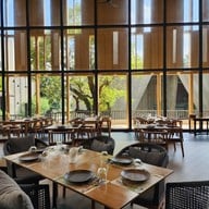 สะหวา Sawa Restaurant