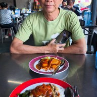 เจดีย์หักโภชนา