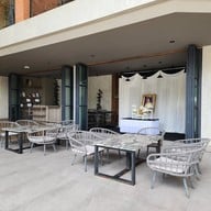 สะหวา Sawa Restaurant