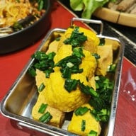 Yuenan เดอะเซอร์เคิล ราชพฤกษ์