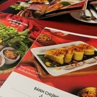 Yuenan เดอะเซอร์เคิล ราชพฤกษ์