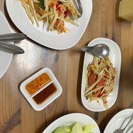 ร้านวรรณไก่ย่างเขาสวนกวาง